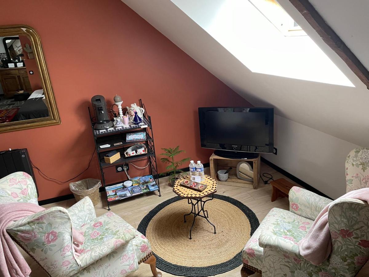 Chez Trotro Apartment Saint-Pierre-de-Plesguen Bagian luar foto